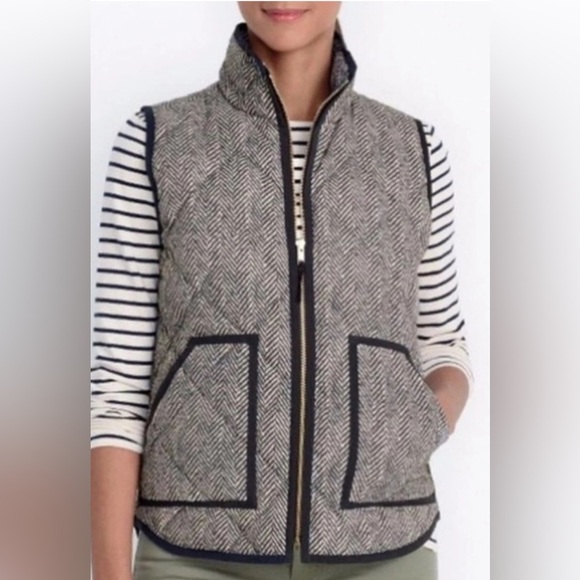 J. Crew Jackets & Blazers - J.Crew Herringbone Quilted Puffer Vest – Black/Cream, Women’s S (Down Fill)
